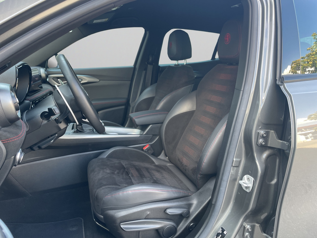Alfa Romeo Tonale Veloce 1.3 PHEV 280 hp EAT6 - автомобили, коли, обяви за нови и употребявани 9
