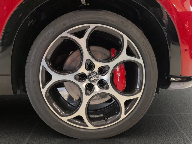 Alfa Romeo Tonale VELOCE 1.5 e-Hybrid 7-DCT 160Hp - автомобили, коли, обяви за нови и употребявани 15
