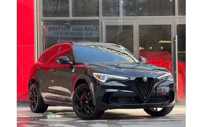 alfa-stelvio-505hp-one-owner-low-mileage-clean-carfax-quadrifog-all-wheel-drive - 0