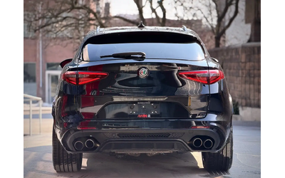 Alfa Stelvio 505hp|One Owner|Low Mileage|Clean Carfax Quadrifog All Wheel Drive - автомобили, коли, обяви за нови и употребявани 9