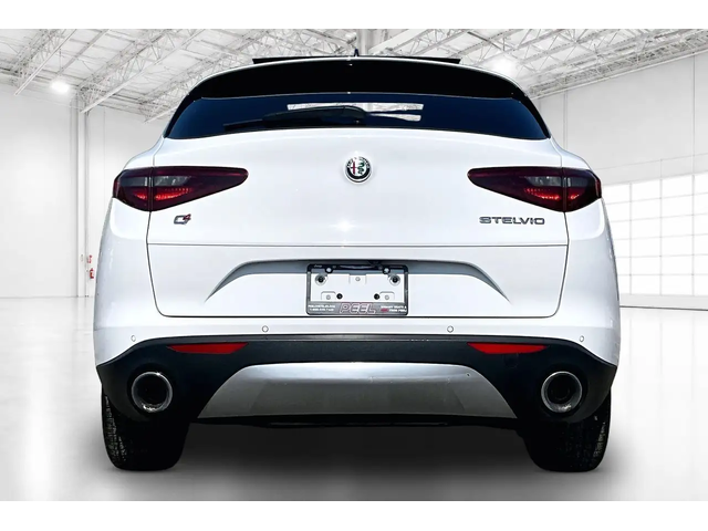 Alfa Stelvio Sport |Heated Leather |Panoroof |SafetyTech |AWD All Wheel Drive - автомобили, коли, обяви за нови и употребявани 3
