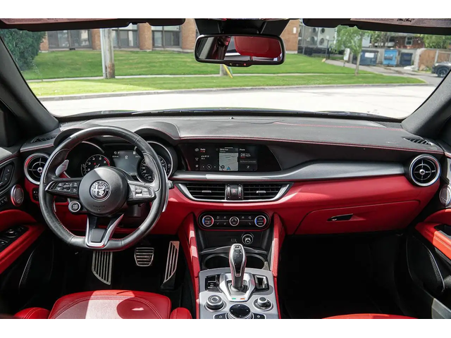 Alfa Stelvio Ti Sport |AWD|ONE OWNER|BSM|NAVI|PANO|RED INT All Wheel Drive - автомобили, коли, обяви за нови и употребявани 15