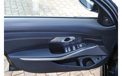 Alpina B3 BiTurbo xDrive - автомобили, коли, обяви за нови и употребявани 8