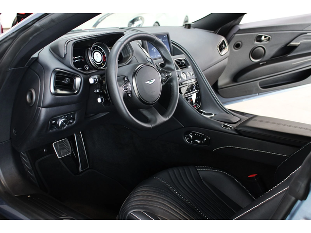   DB11 COUPE - автомобили, коли, обяви за нови и употребявани 1