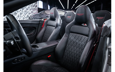   DB12 Volante Aluminite Silver - автомобили, коли, обяви за нови и употребявани 7