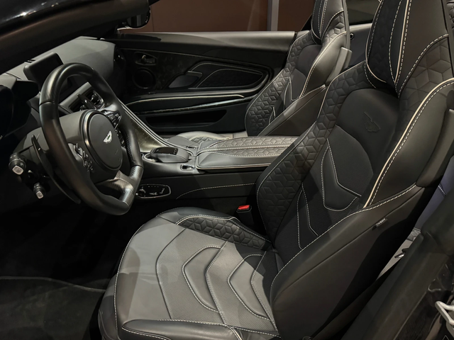   V12 Superleggera Volante - автомобили, коли, обяви за нови и употребявани 3