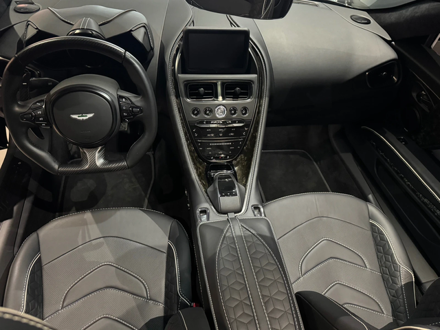   V12 Superleggera Volante - автомобили, коли, обяви за нови и употребявани 5