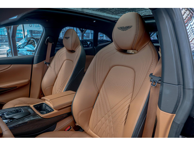 Aston Martin DBX 1-500/Carbon/Камера 360/Обдухване/Панорама/Lane Assist - автомобили, коли, обяви за нови и употребявани 9