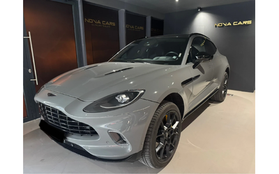aston-martin-dbx - 0