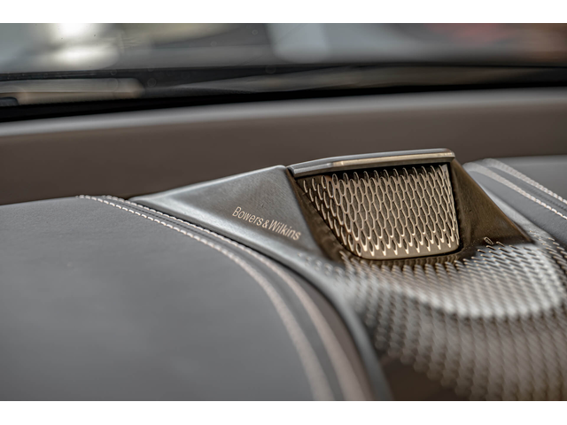 Aston Martin DBX 707/Керамика/Карбон/Обдухване/Камера 360/Bowers&Wilkins/ - автомобили, коли, обяви за нови и употребявани 10