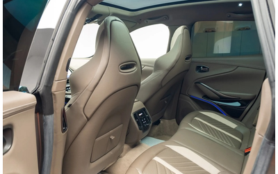 ASTON MARTIN DBX DBX 707 4.0 V8 AWD - автомобили, коли, обяви за нови и употребявани 11