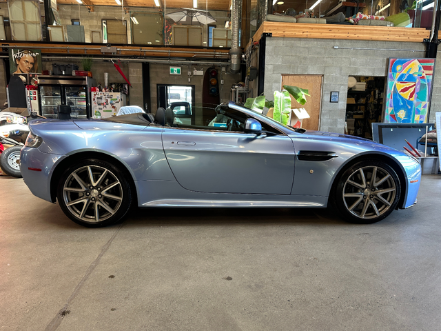 ASTON V8 Vantage 4.7L 8cyl Rear Wheel Drive - автомобили, коли, обяви за нови и употребявани 7