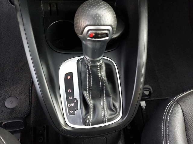 Audi A1 S-line + 1, 6d DSG - автомобили, коли, обяви за нови и употребявани 8