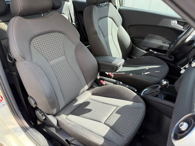 Audi A1 S-Line+ S-Tronic+ Bose+ Led+ Панорама - автомобили, коли, обяви за нови и употребявани 8