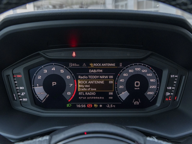 Audi A1 35 TFSI S LIN - автомобили, коли, обяви за нови и употребявани 4