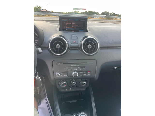 Audi A1 1.6TDI-S-LINE-NAVI-ITALIA - автомобили, коли, обяви за нови и употребявани 11