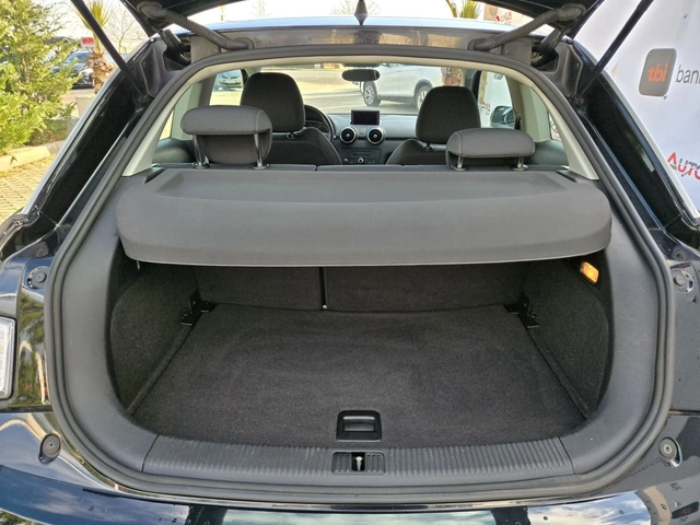 Audi A1 1.6TDI-105кс= КЛИМАТИК - автомобили, коли, обяви за нови и употребявани 9