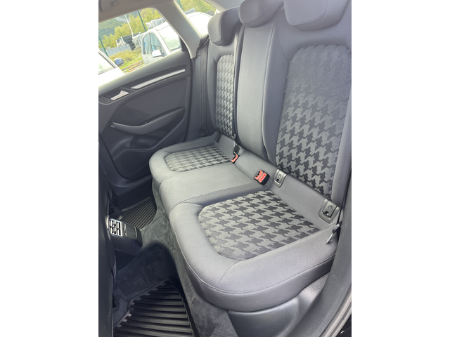 Audi A3 1,6 TDI-110к.с. - автомобили, коли, обяви за нови и употребявани 8