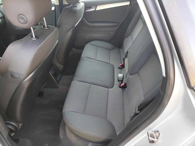 Audi A3 1, 6TDI 105ps SPORTBACK - автомобили, коли, обяви за нови и употребявани 10