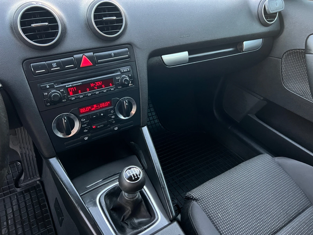 Audi A3 S-line-2.0TDI-140к.с./6ск./ Климатроник - автомобили, коли, обяви за нови и употребявани 11