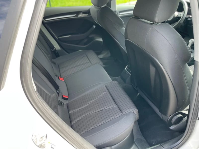 Audi A3 40 etron 2020 - автомобили, коли, обяви за нови и употребявани 11