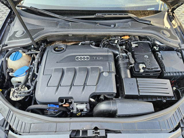 Audi A3 2.0TDI-140кс= АВТОМАТ= FACE= АВТОПИЛОТ= ПАРКТРОНИК - автомобили, коли, обяви за нови и употребявани 16