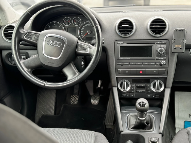 Audi A3 1.6TDI 105hp - автомобили, коли, обяви за нови и употребявани 13