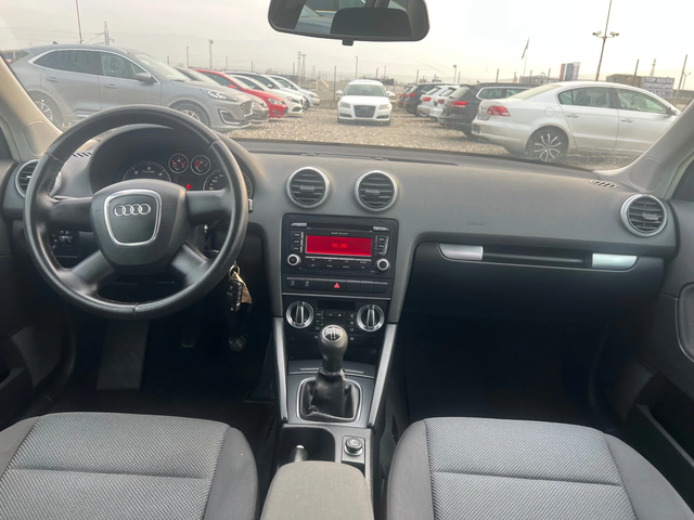 Audi A3 1.6 TDI - автомобили, коли, обяви за нови и употребявани 15