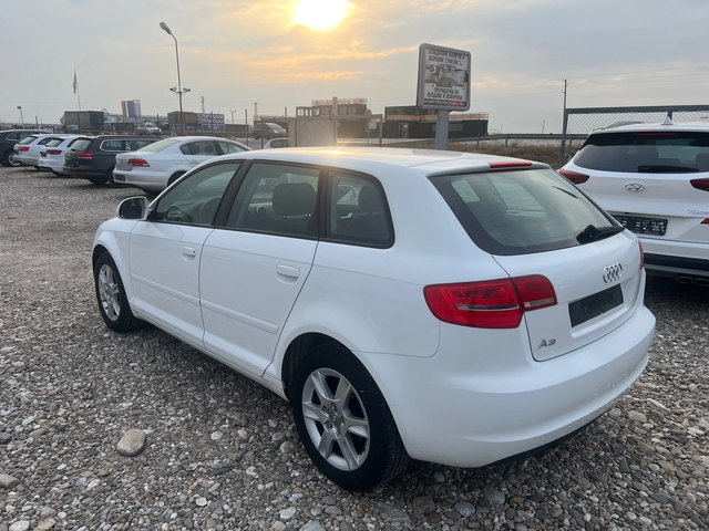 Audi A3 1.6 TDI - автомобили, коли, обяви за нови и употребявани 8