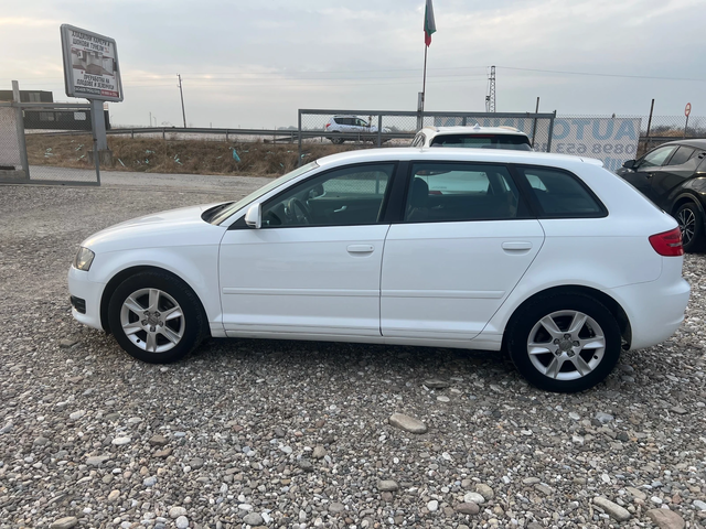 Audi A3 1.6 TDI - автомобили, коли, обяви за нови и употребявани 9