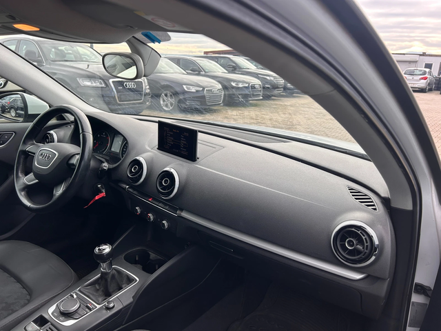 Audi A3 1.6TDI NAVI EURO 6 - автомобили, коли, обяви за нови и употребявани 9