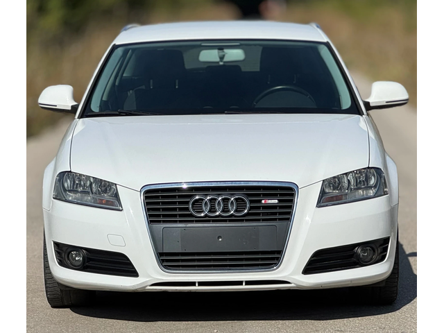 Audi A3 1.6i/102кс - автомобили, коли, обяви за нови и употребявани 1