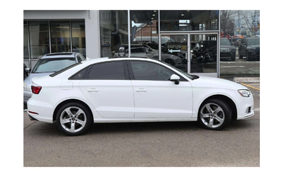 Audi A3 * quattro Premium, quattro Komfort (Canada) * CARF - автомобили, коли, обяви за нови и употребявани 9