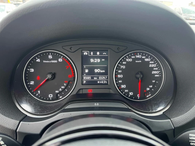 Audi A3 * 1.8T Komfort * CARFAX * ЦЕНА ДО БГ - автомобили, коли, обяви за нови и употребявани 7