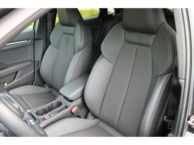 Audi A3 40 TFSI quattro - автомобили, коли, обяви за нови и употребявани 9