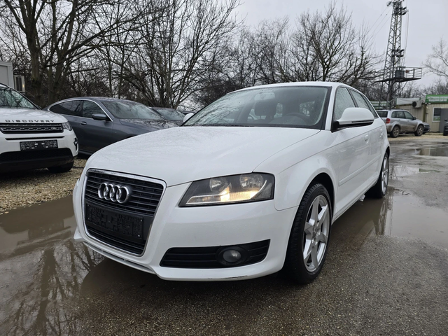 Audi A3 1.6TDI 90к.с S-line - автомобили, коли, обяви за нови и употребявани 0