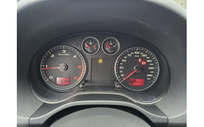 Audi A3 1.6TDI 90к.с S-line - автомобили, коли, обяви за нови и употребявани 16