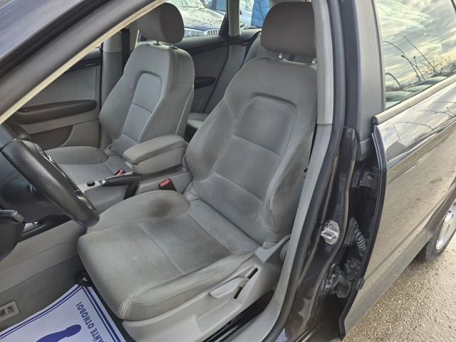 Audi A3 2.0TDI 140к.с Sportback - автомобили, коли, обяви за нови и употребявани 9