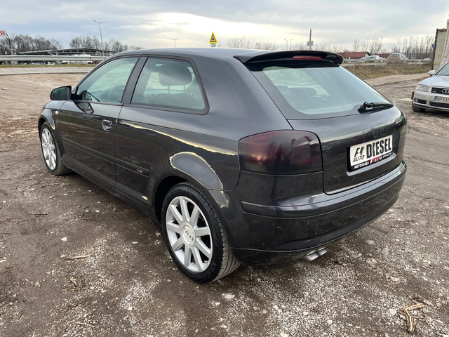 Audi A3 2.0TDI-S-LINE-AVTOMAT-ITALIA - автомобили, коли, обяви за нови и употребявани 9