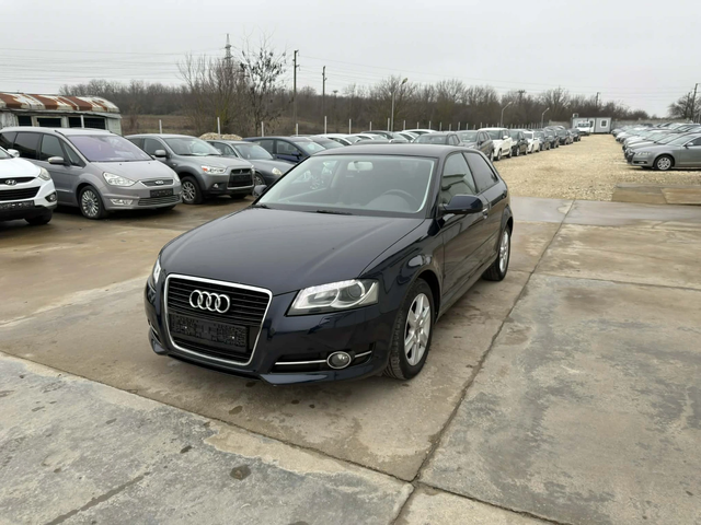 Audi A3 1.6tdi 105k.c * Led* Nova* UNIKAT* - автомобили, коли, обяви за нови и употребявани 1