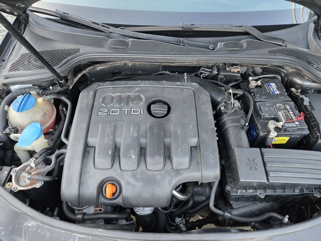 Audi A3 2.0TDI-140кс= АВТОМАТ= S-Line= КЛИМАТРОНИК - автомобили, коли, обяви за нови и употребявани 14