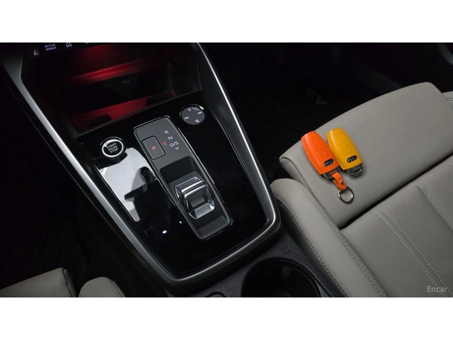Audi A3 PREMIUM* 40TFSI* MATRIX* HEADUP* КАМЕРА* ПОДГРЕВ* - автомобили, коли, обяви за нови и употребявани 11