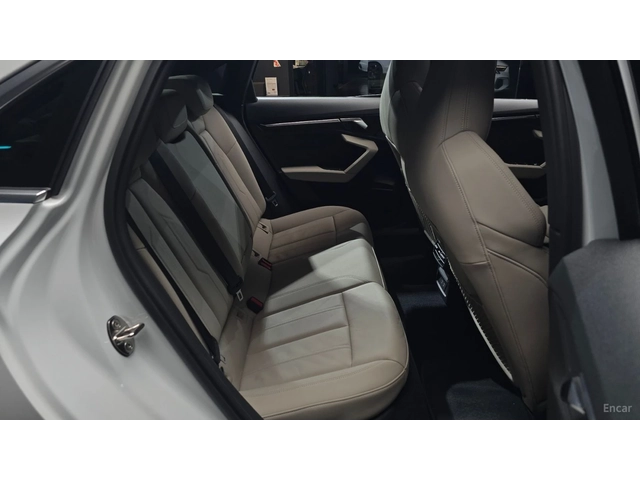 Audi A3 PREMIUM* 40TFSI* MATRIX* HEADUP* КАМЕРА* ПОДГРЕВ* - автомобили, коли, обяви за нови и употребявани 9