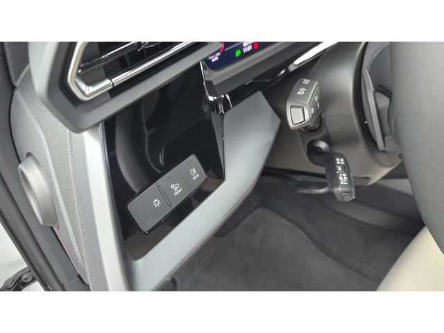 Audi A3 | 2.0 TFSI | S line | Virtual Cockpit | 2025 - автомобили, коли, обяви за нови и употребявани 16
