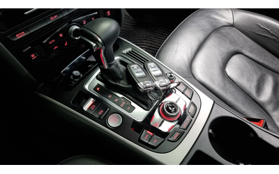 Audi A4 New 2.0 TDI Dynamic B8 - автомобили, коли, обяви за нови и употребявани 8