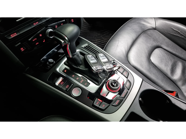 Audi A4 New 2.0 TDI Dynamic B8 - автомобили, коли, обяви за нови и употребявани 8