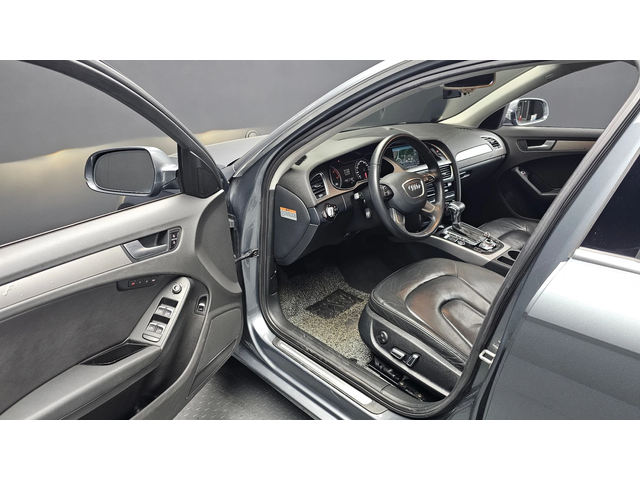 Audi A4 New A4 2.0 TDI Dynamic B8 - автомобили, коли, обяви за нови и употребявани 10