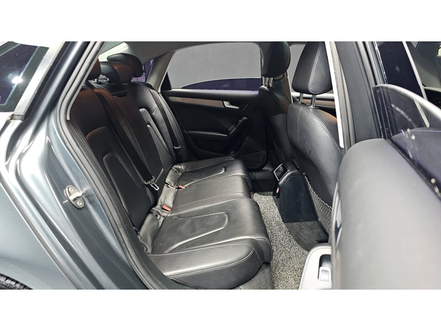 Audi A4 New A4 2.0 TDI Dynamic B8 - автомобили, коли, обяви за нови и употребявани 11