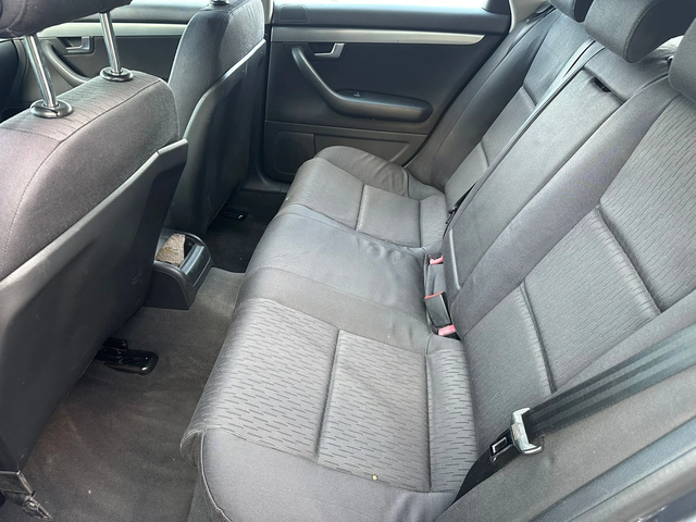 Audi A4 2, 000TDI EURO4 - автомобили, коли, обяви за нови и употребявани 9