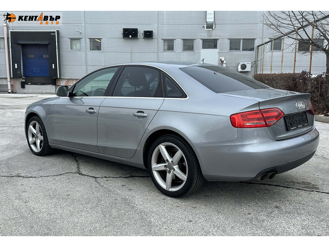 Audi A4 2.0 TDI Attraction 143к.с. - автомобили, коли, обяви за нови и употребявани 2